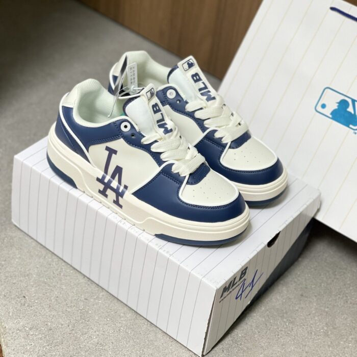 Giay-MLB-Chunky-Liner-Basic-LA-Dodgers-Navy-Like-Auth-1-scaled